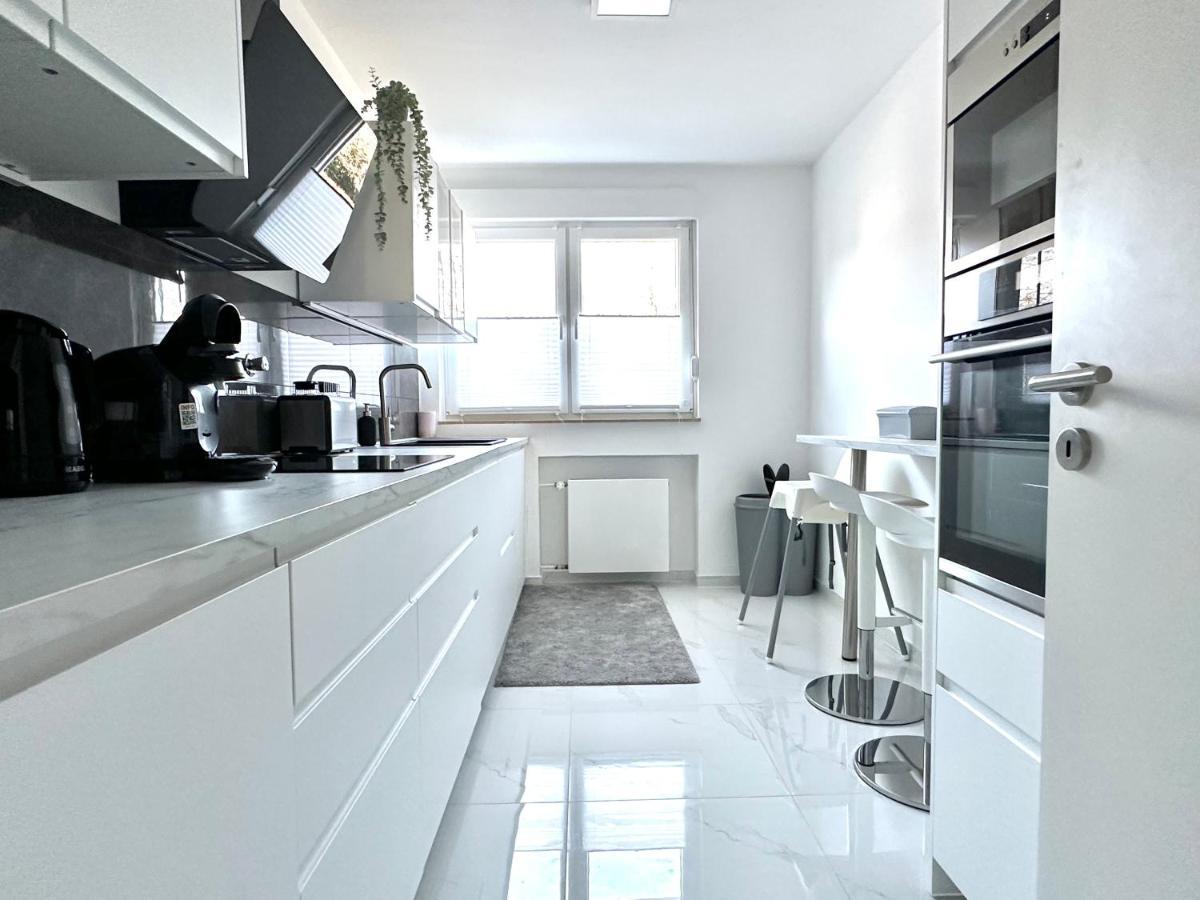 Stilvolles Apartment In บอนน์ ภายนอก รูปภาพ