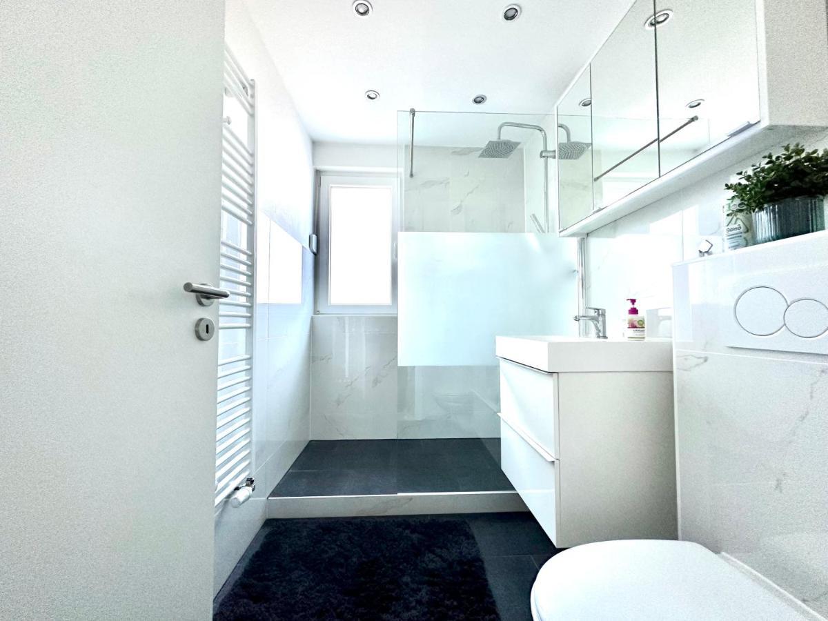Stilvolles Apartment In บอนน์ ภายนอก รูปภาพ